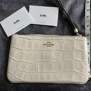 5x8 Coach wristlet